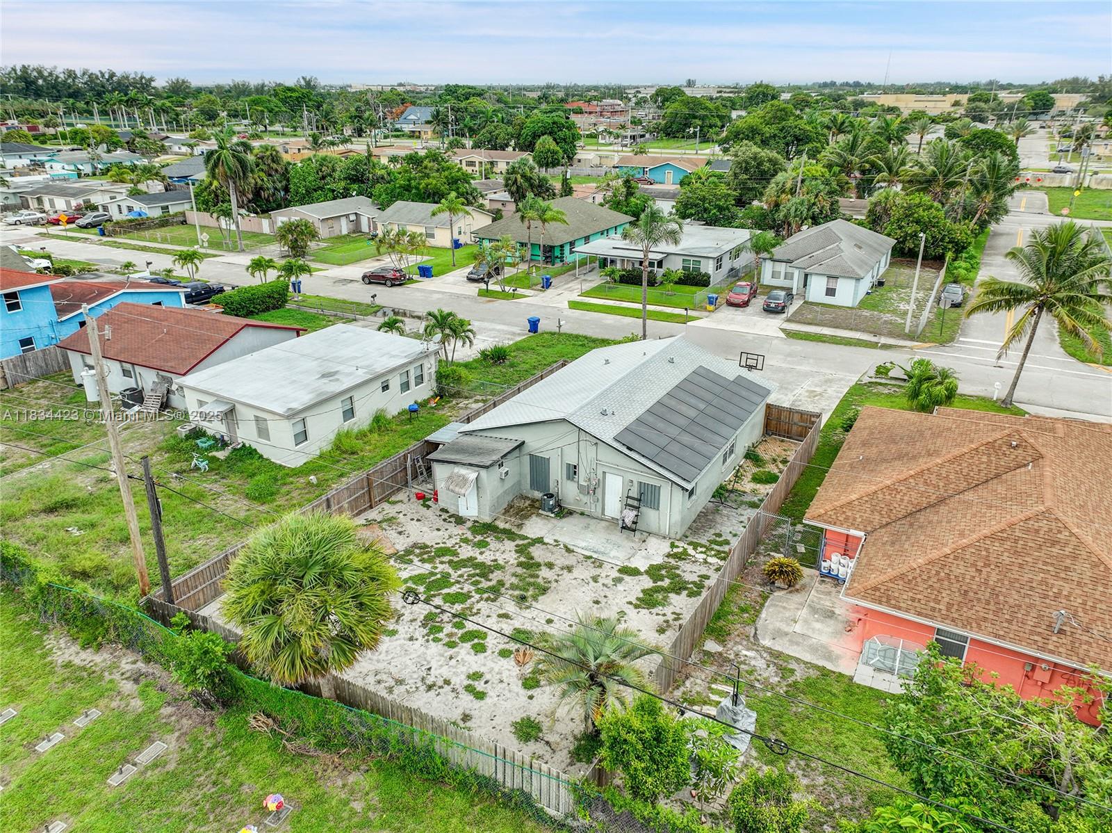 1303 W 6th St, Riviera Beach, Florida image 25