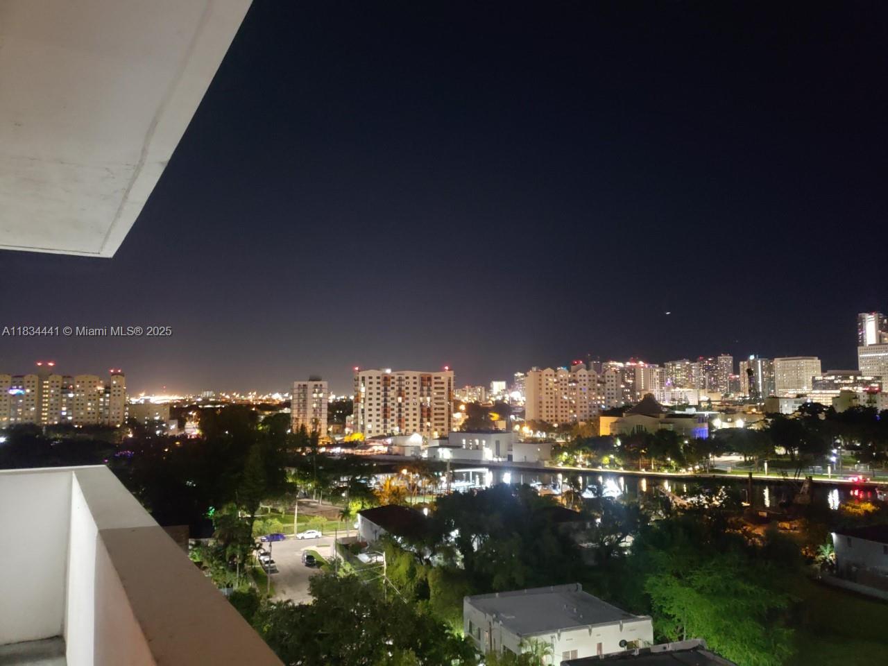 36 NW 6th Ave #906, Miami, Florida image 1