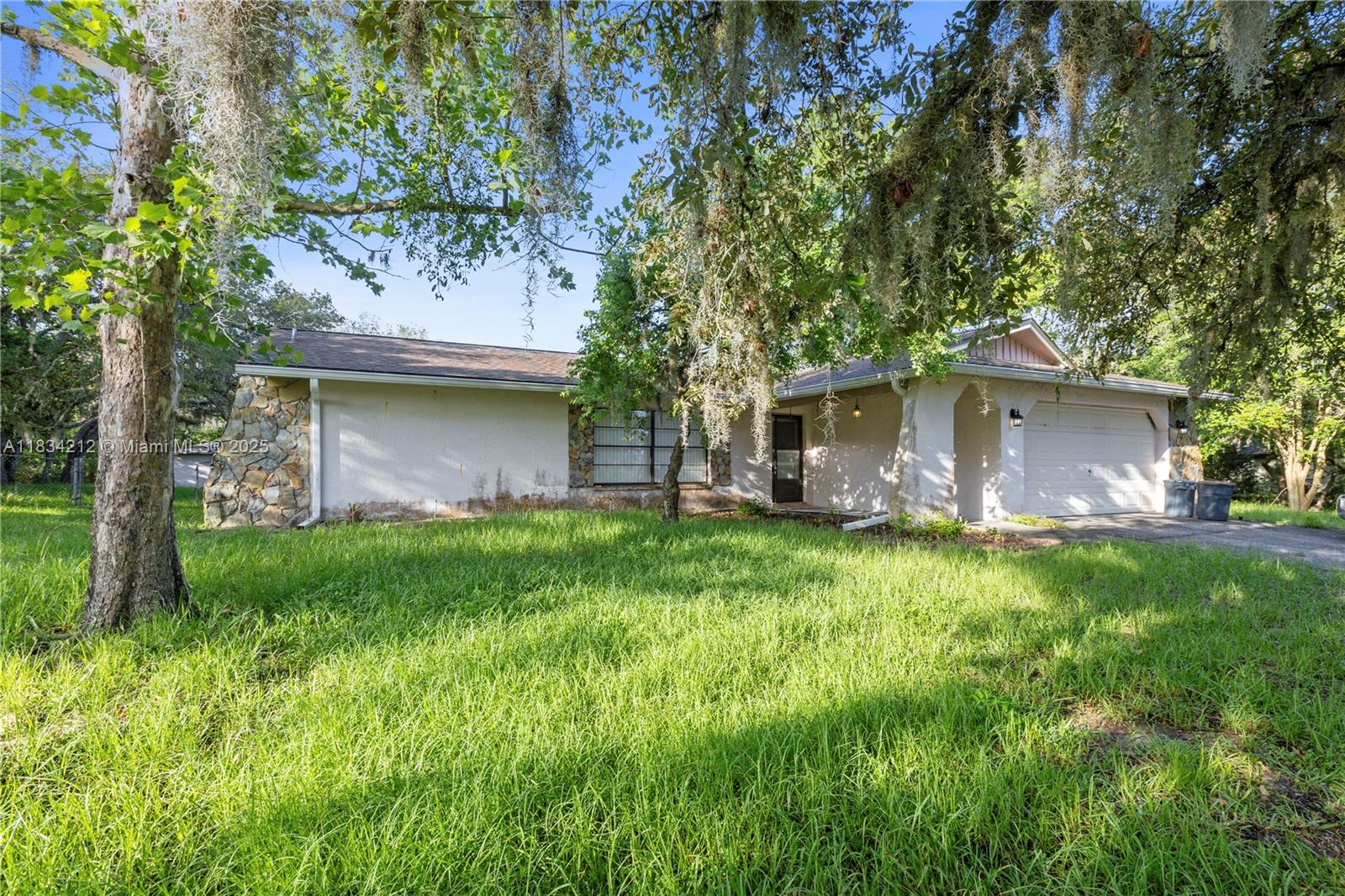 12738 Split Oak Dr, Hudson, Florida image 1
