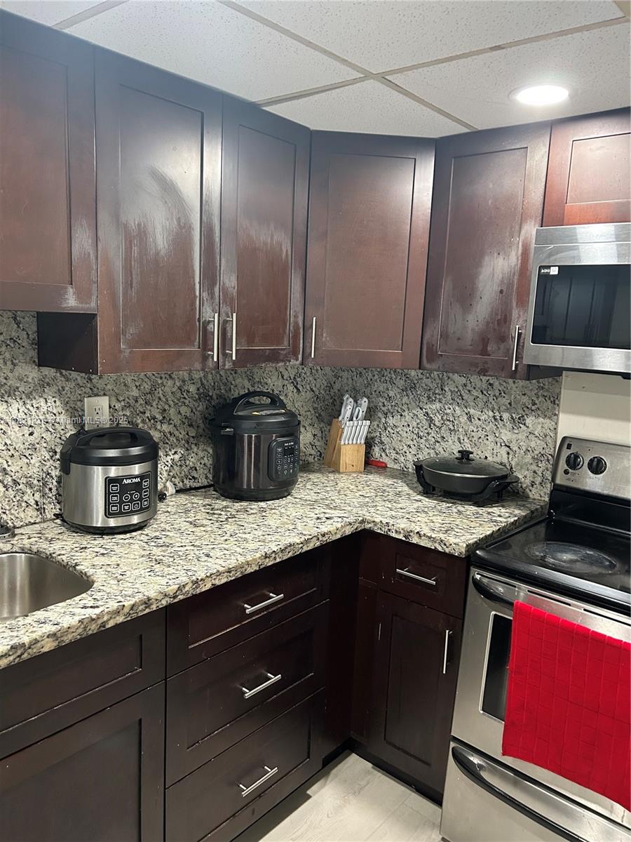 10090 NW 80th Ct #1411, Hialeah Gardens, Florida image 6