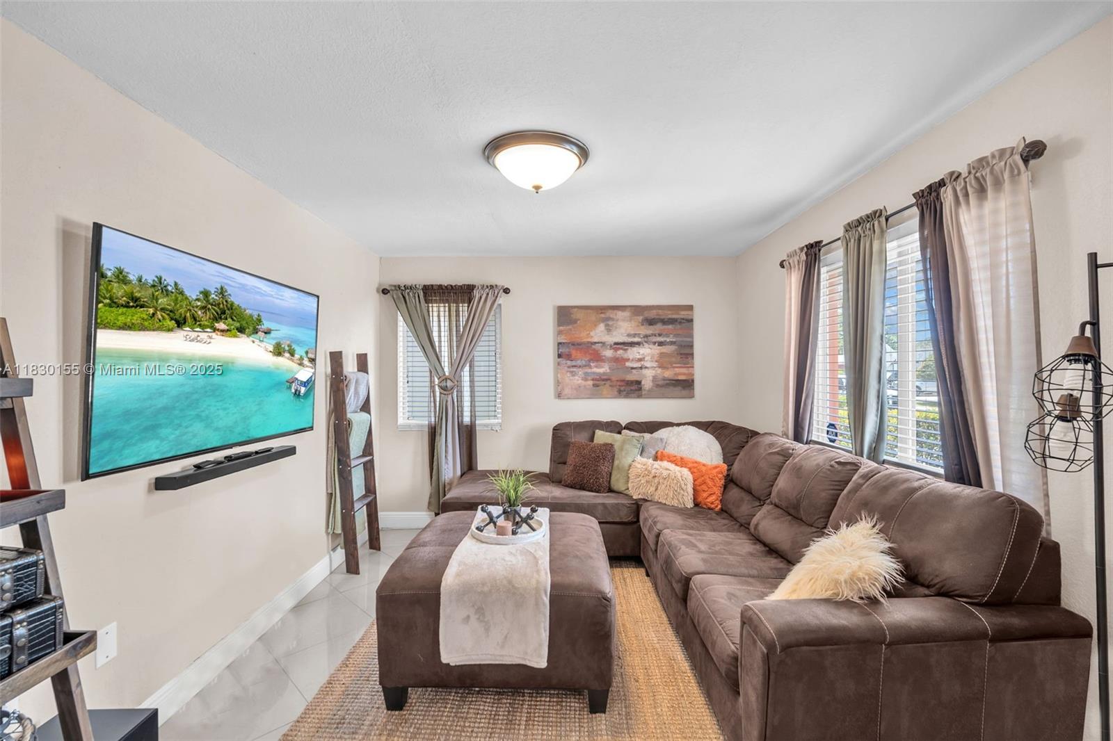 2175 NW 50th St, Miami, Florida image 3