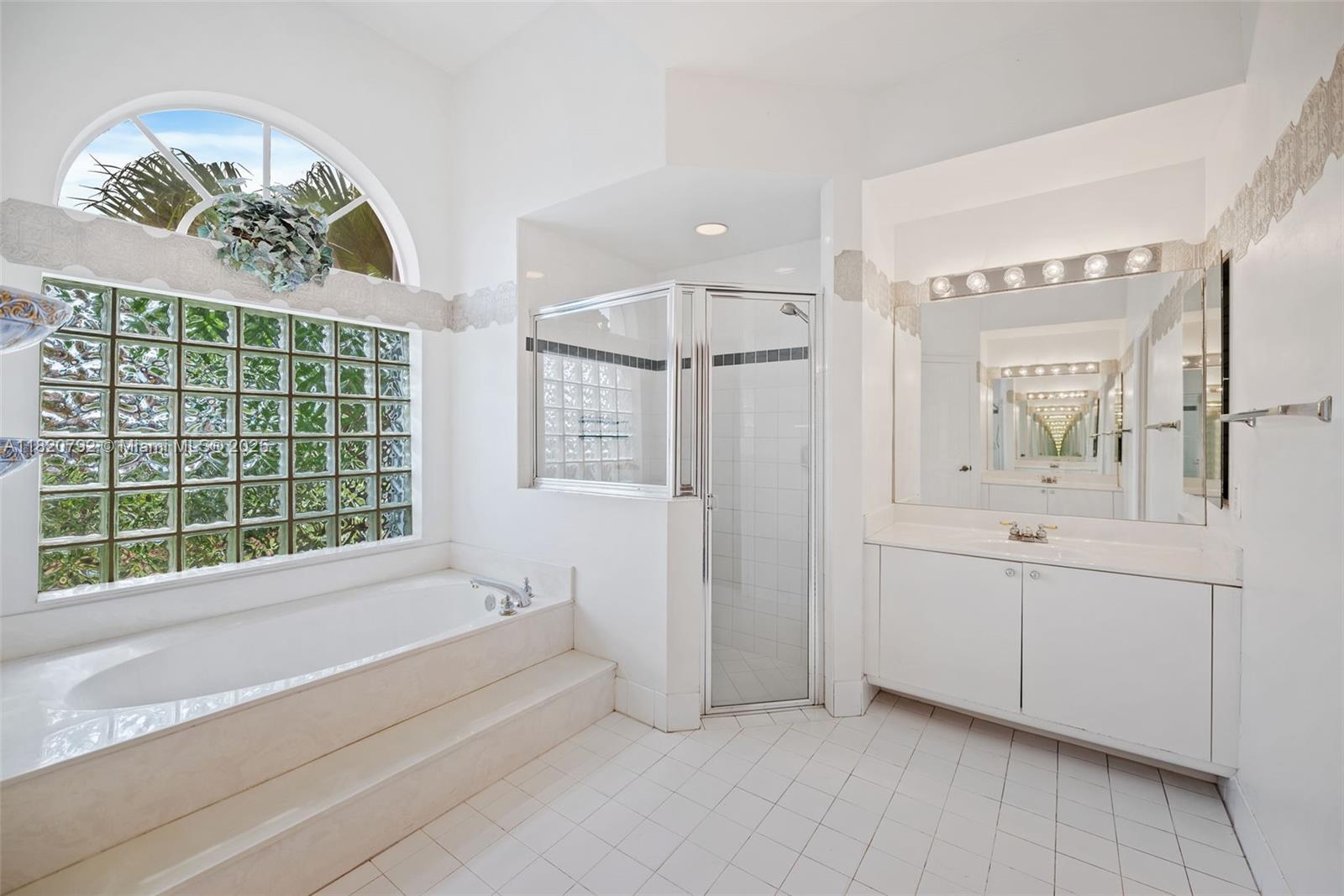 6946 Mariposa Cir Ct, Pembroke Pines, Florida image 21