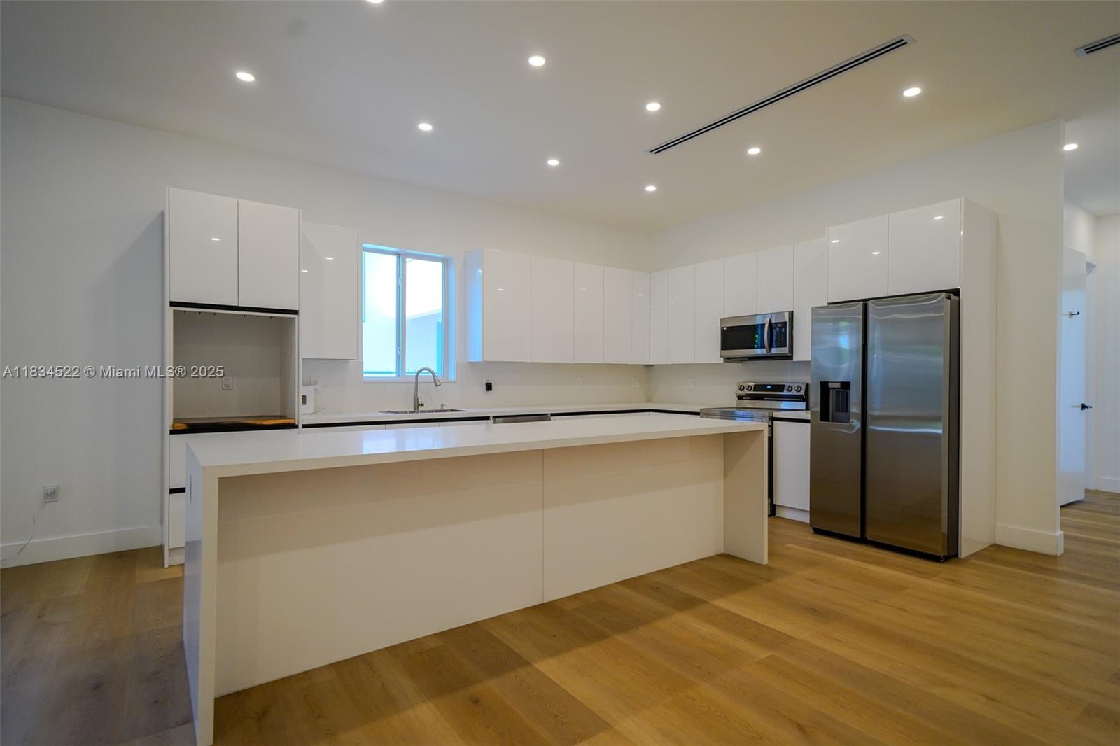 112 NW 24th Ct 0