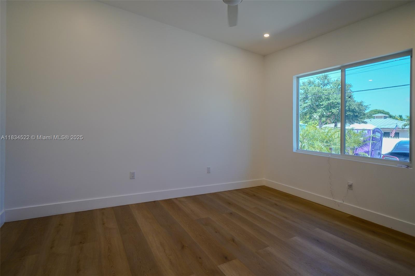 112 NW 24th Ct 0