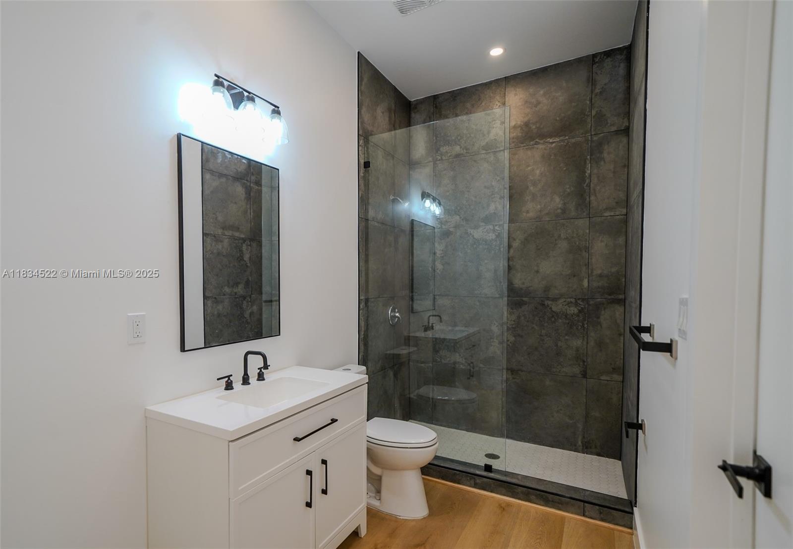 112 NW 24th Ct 0