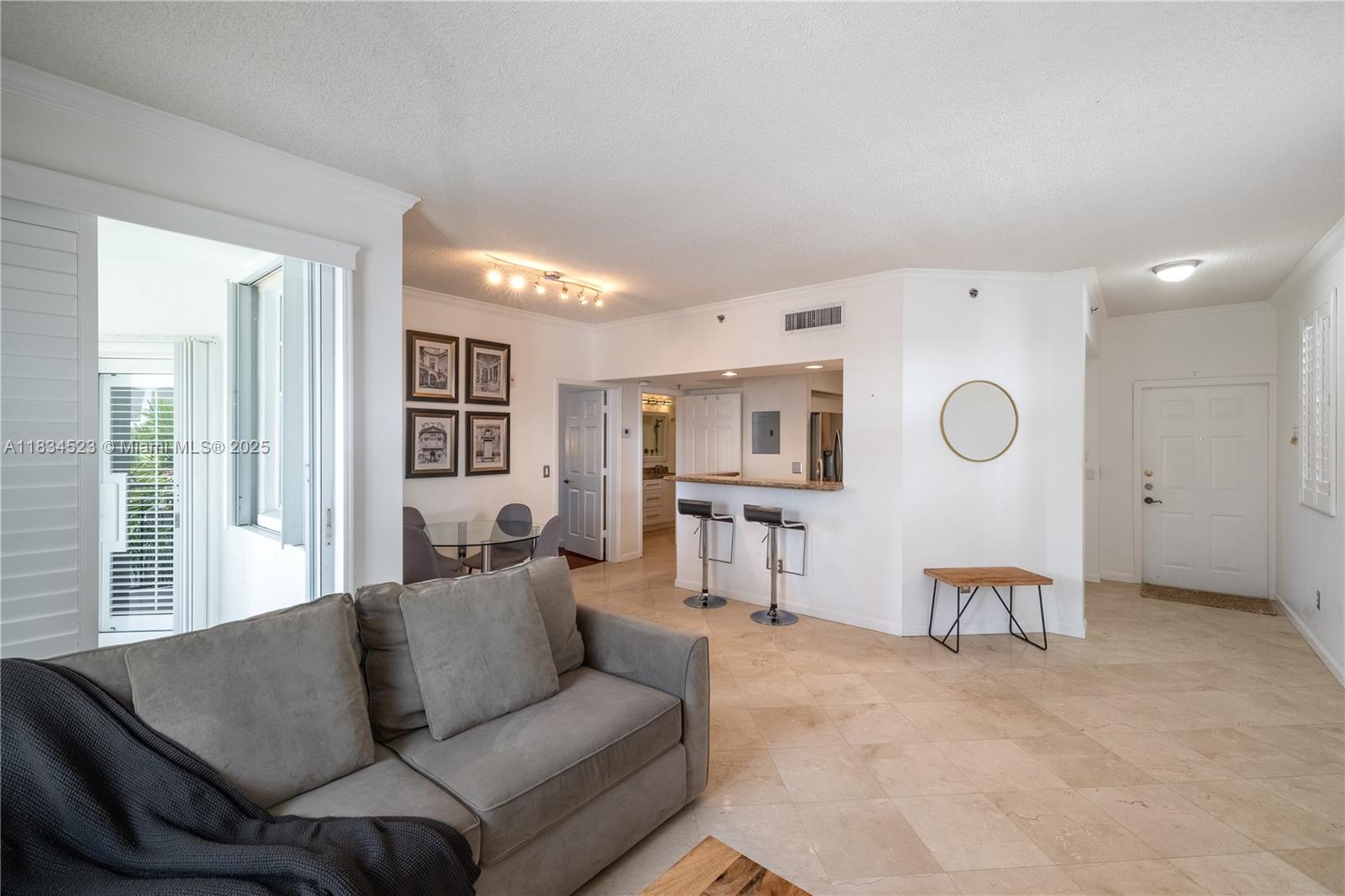 Property photo # 6