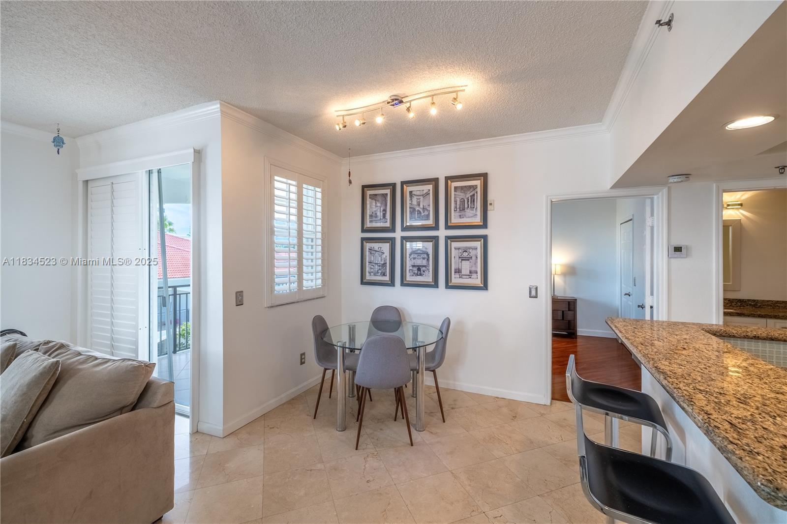 Property photo # 9