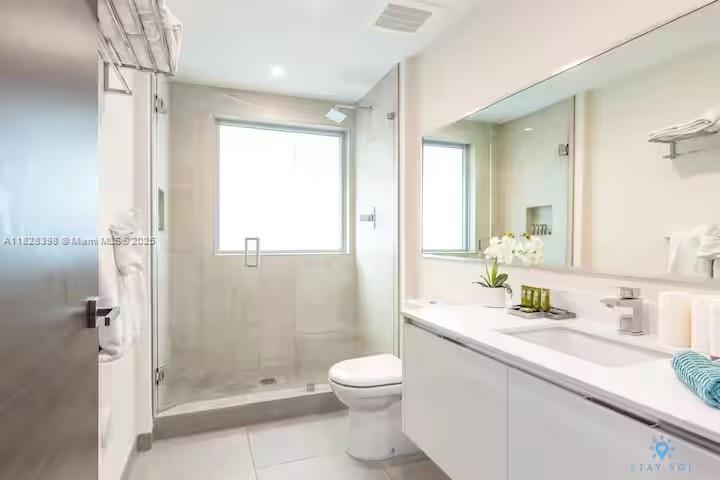 777 N Ocean Dr #S411, Hollywood, Florida image 12