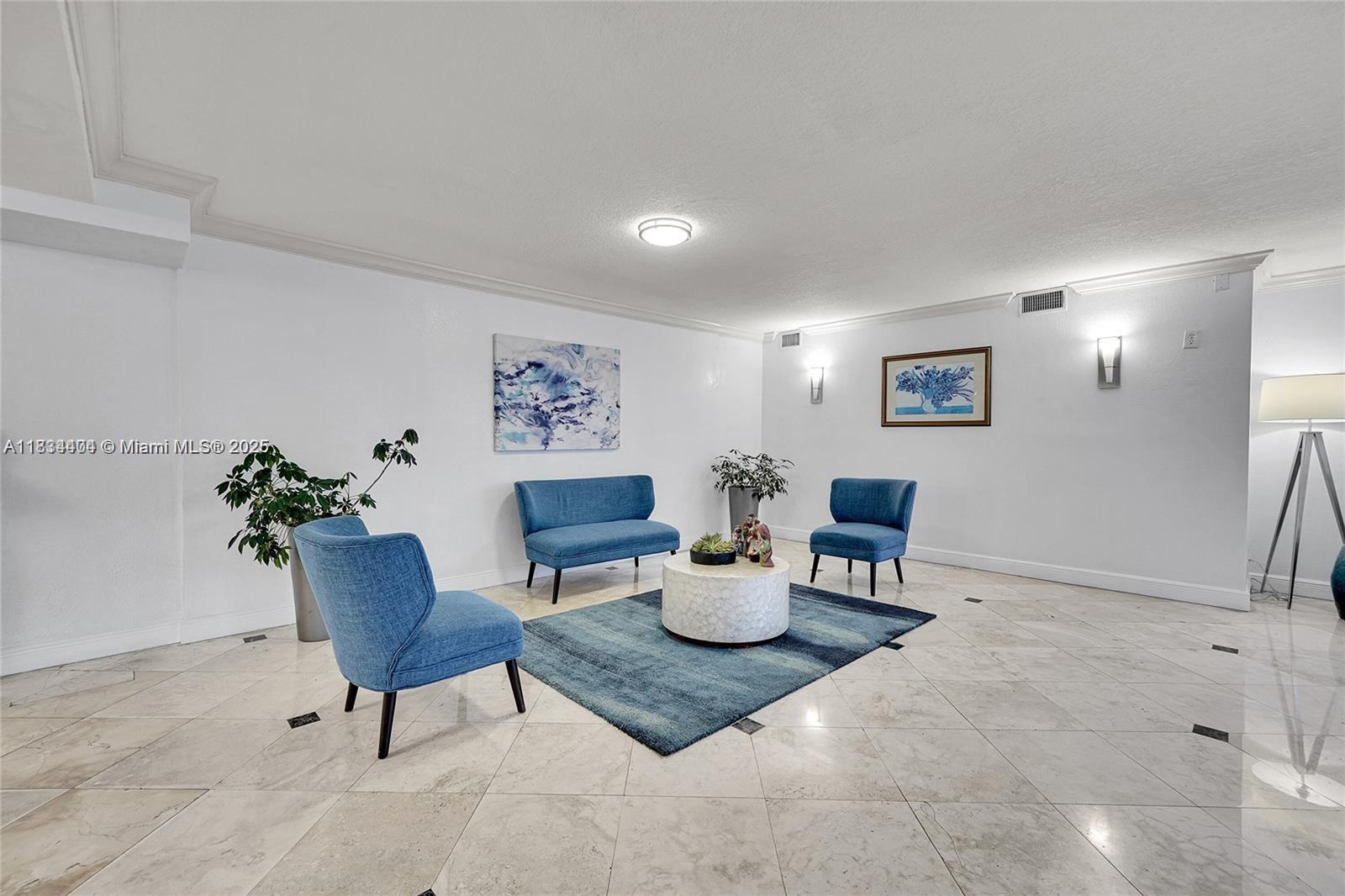 1000 Parkview Dr #114, Hallandale Beach, Florida image 25