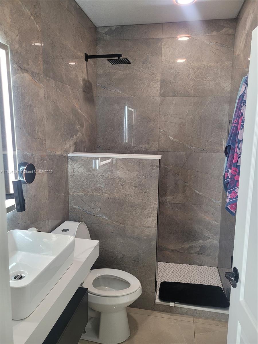 16909 SW 141st Ct, Miami, Florida image 15