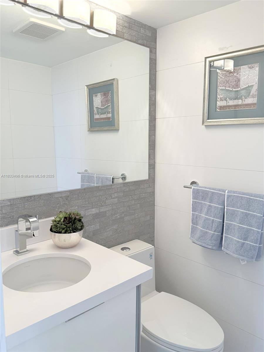10275 Collins Ave #722, Bal Harbour, Florida image 16