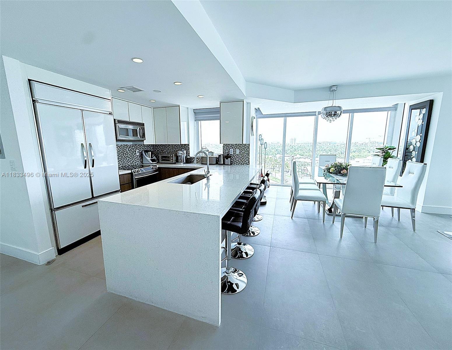 10275 Collins Ave #722, Bal Harbour, Florida image 2