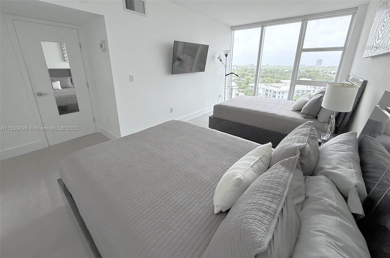 10275 Collins Ave #722, Bal Harbour, Florida image 27