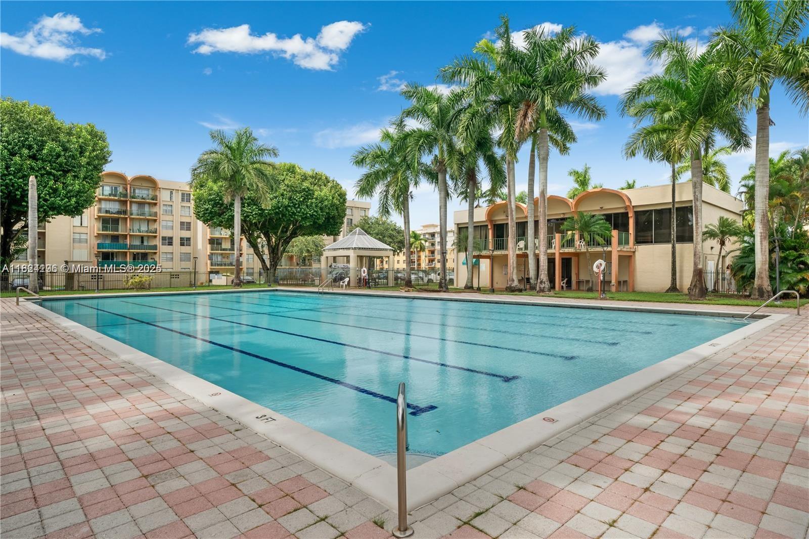9340 Fontainebleau Blvd #313, Miami, Florida image 26