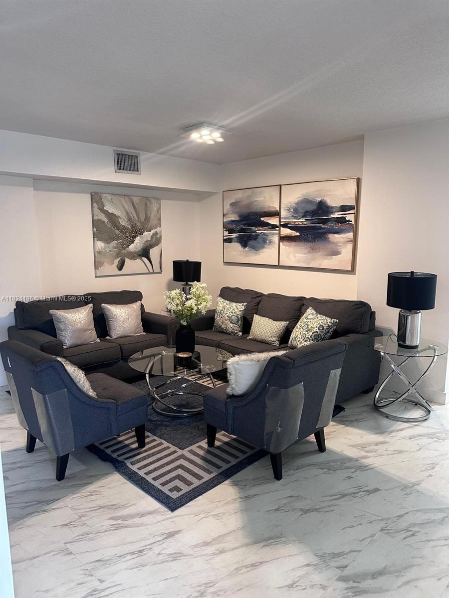 9340 Fontainebleau Blvd #313, Miami, Florida image 8
