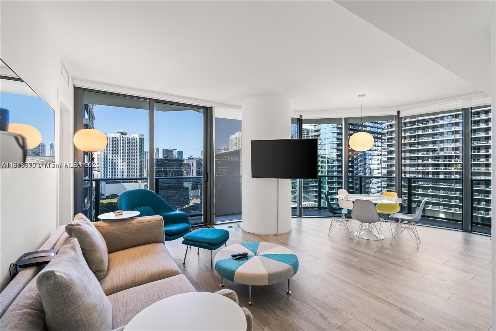 Apartamento para Alugar em Miami, FL