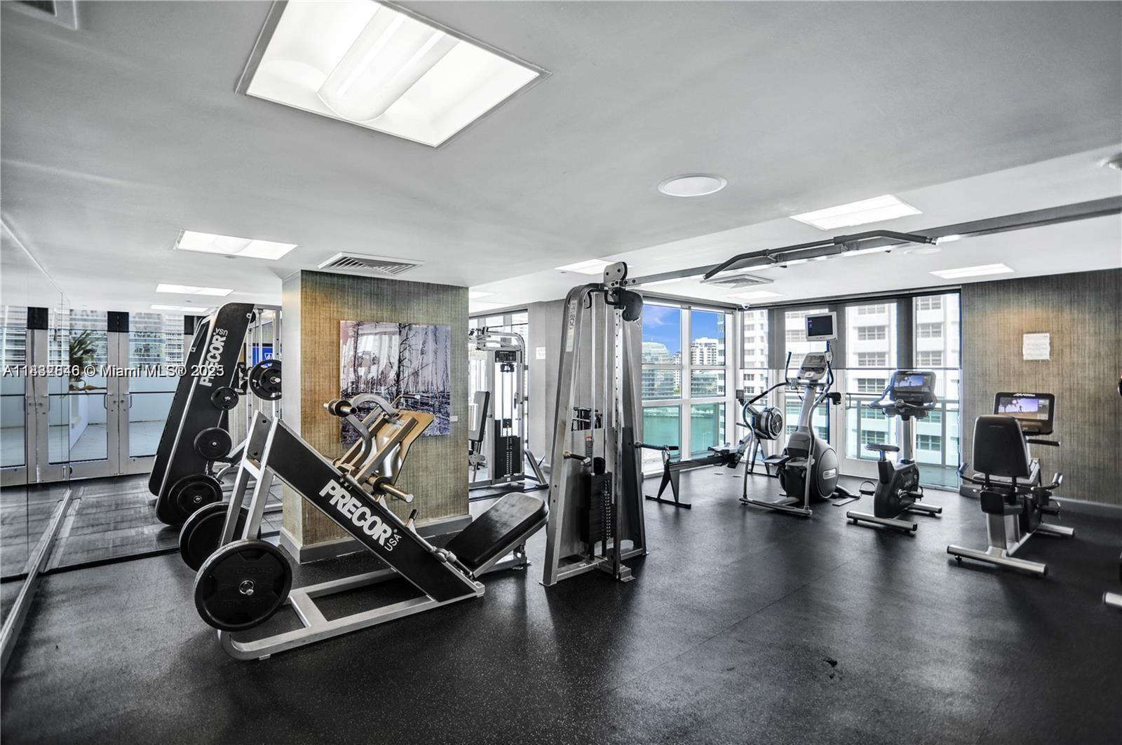 950 Brickell Bay Dr #1103, Miami, Florida image 25