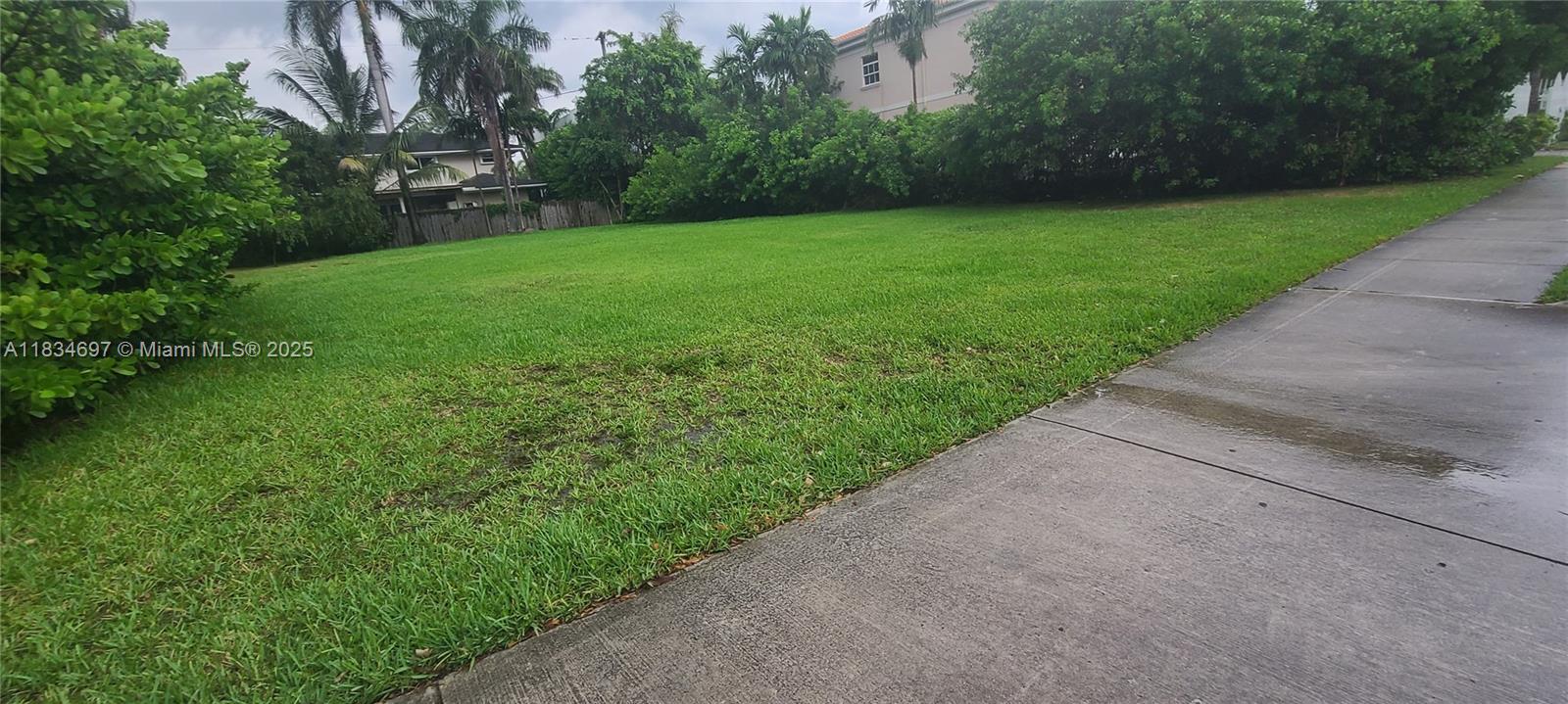 1361 96 St, Bay Harbor Islands, Florida image 2