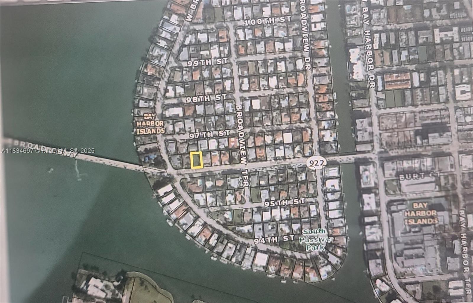 1361 96 St, Bay Harbor Islands, Florida image 4