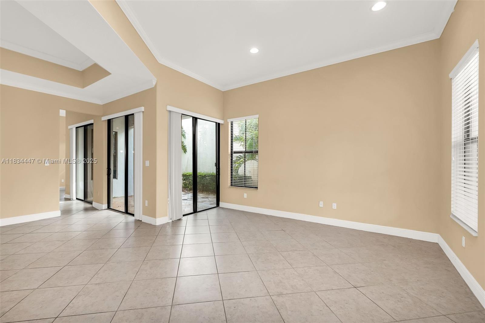 8298 NW 39th Ct, Cooper City, Florida image 2