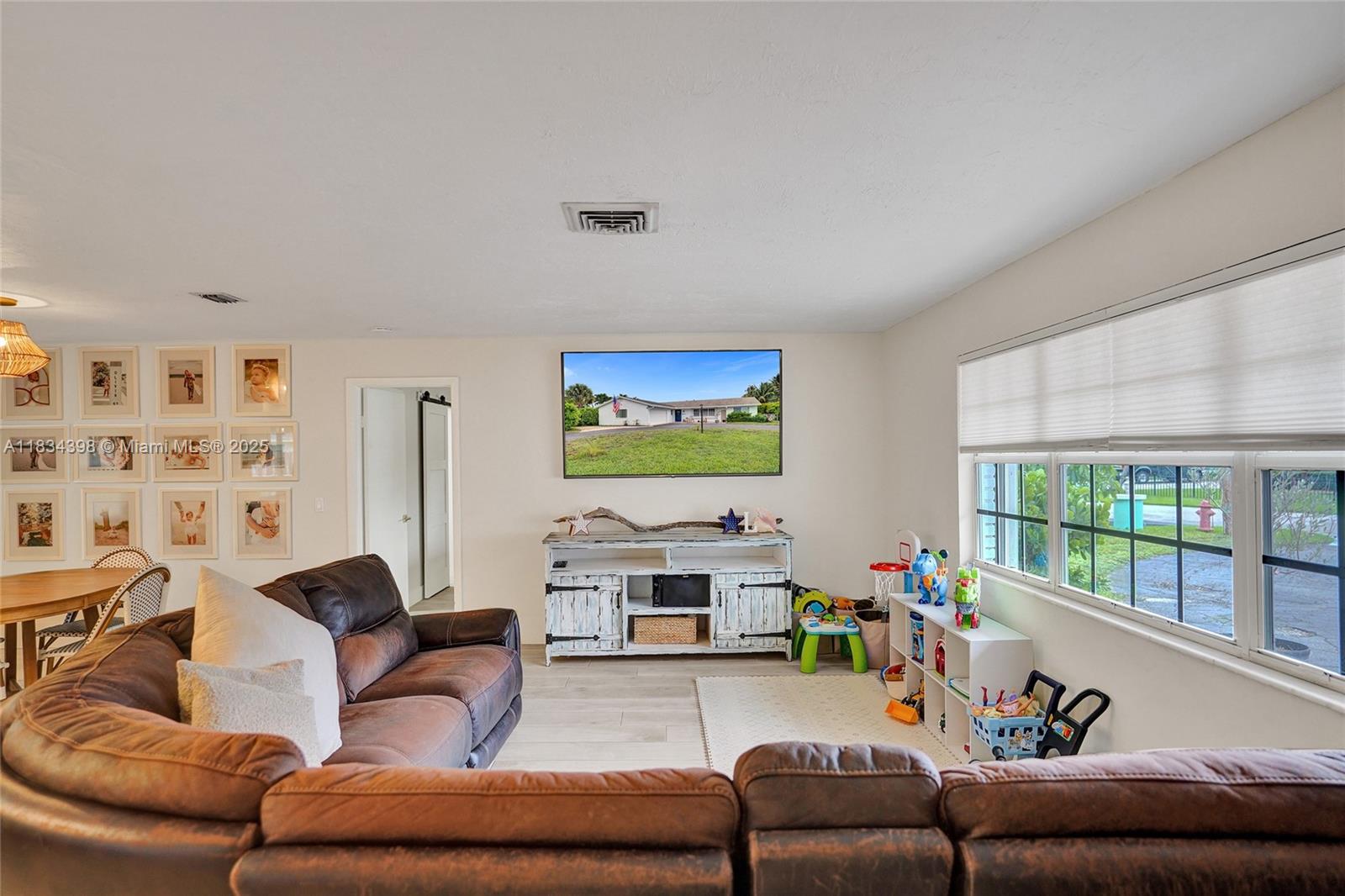 7735 Edgewater Dr, Lake Clarke Shores, Florida image 6