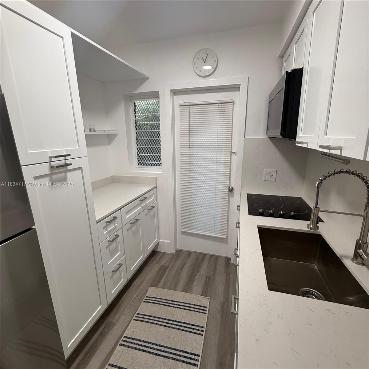 Property photo # 9