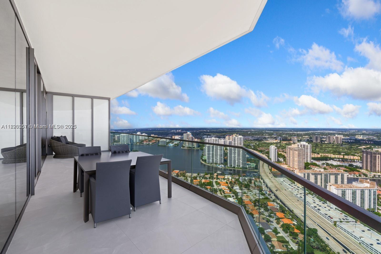 18975 Collins Ave #5000 + CABANA 22, Sunny Isles Beach, Florida image 29