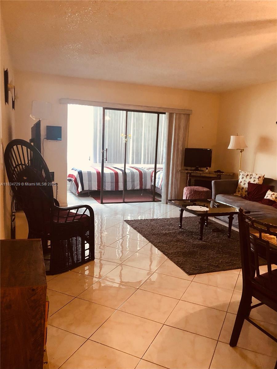 3940 NW 42nd Ave #115, Lauderdale Lakes, Florida image 10