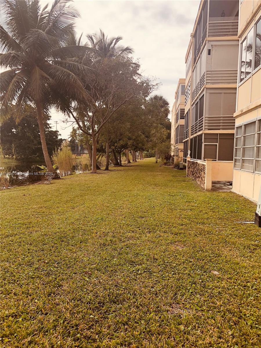 3940 NW 42nd Ave #115, Lauderdale Lakes, Florida image 23