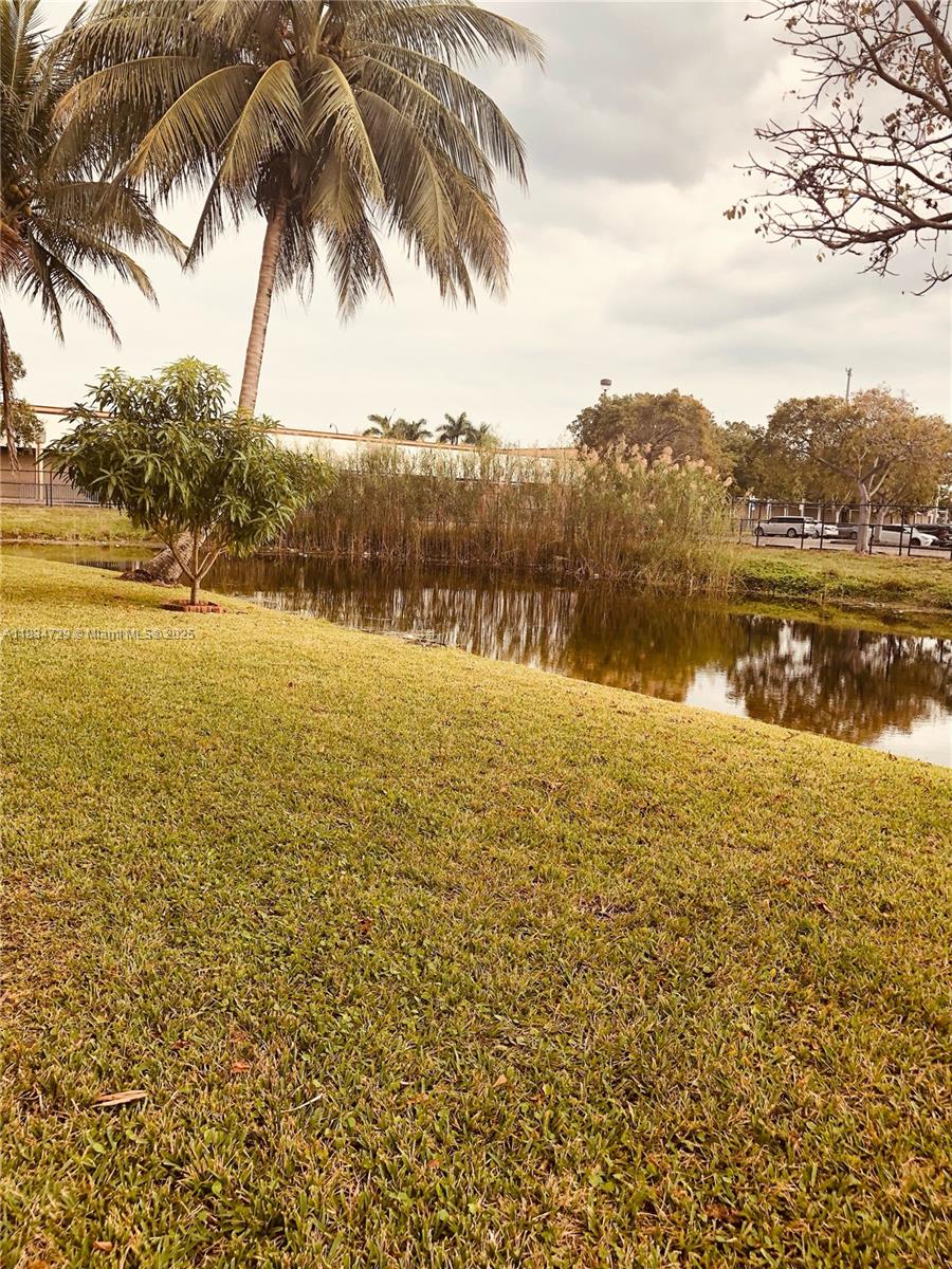 3940 NW 42nd Ave #115, Lauderdale Lakes, Florida image 24