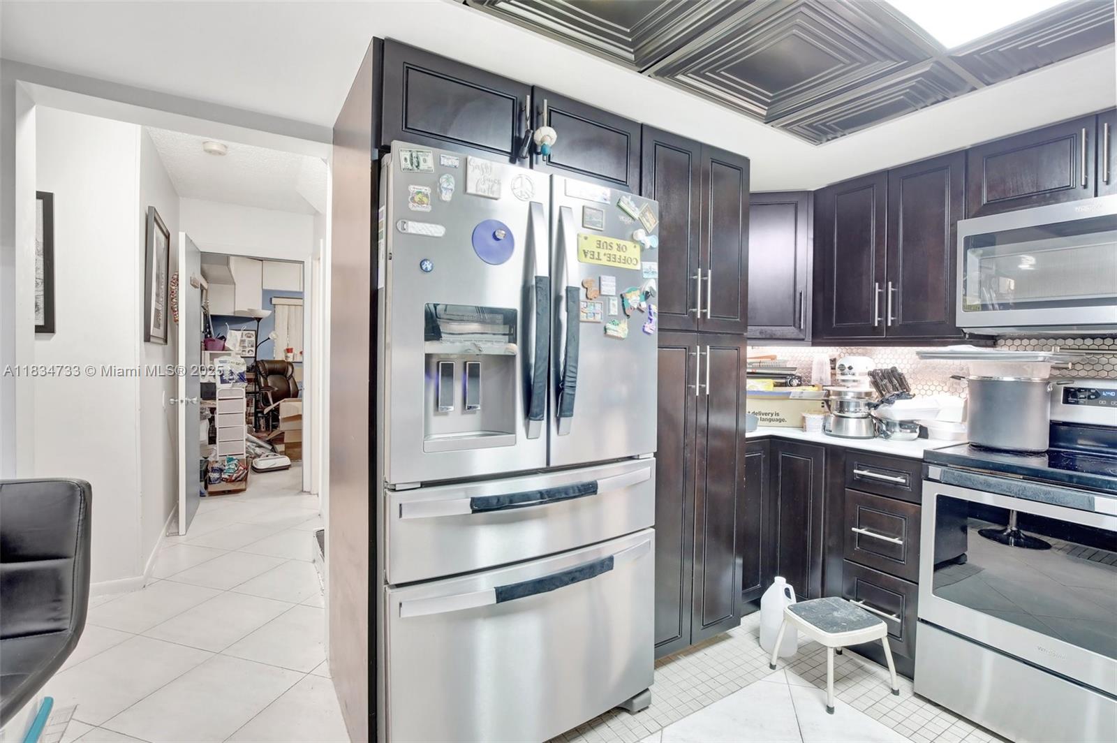 535 NW 98th Ave, Plantation, Florida image 6