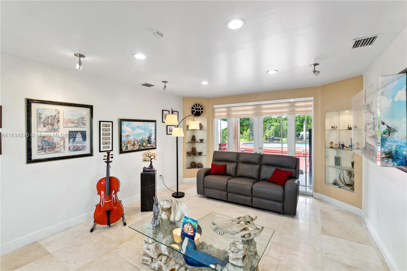 19520 SW 206th St, Miami, Florida image 3