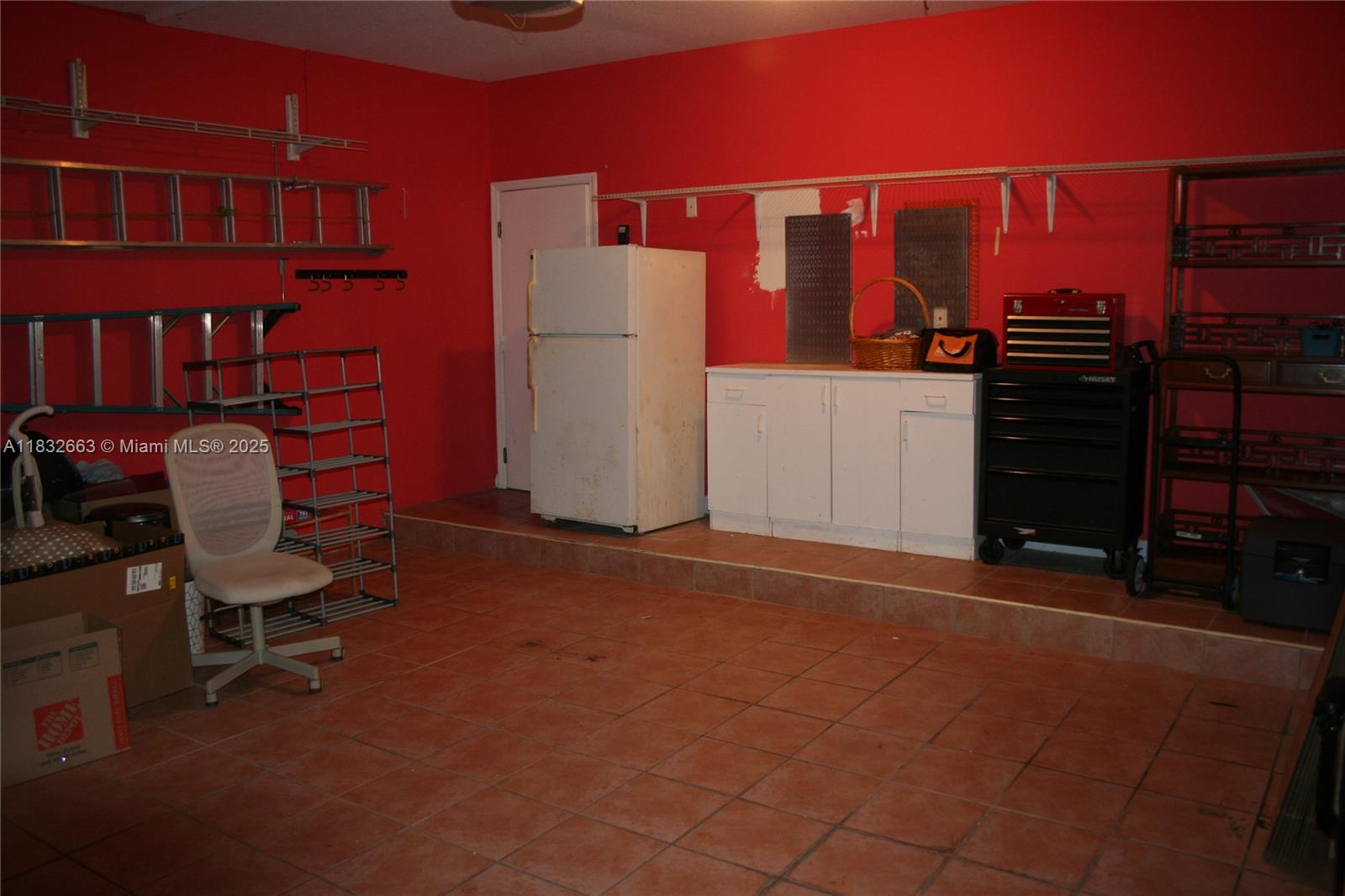 Residential, Doral, Florida image 16