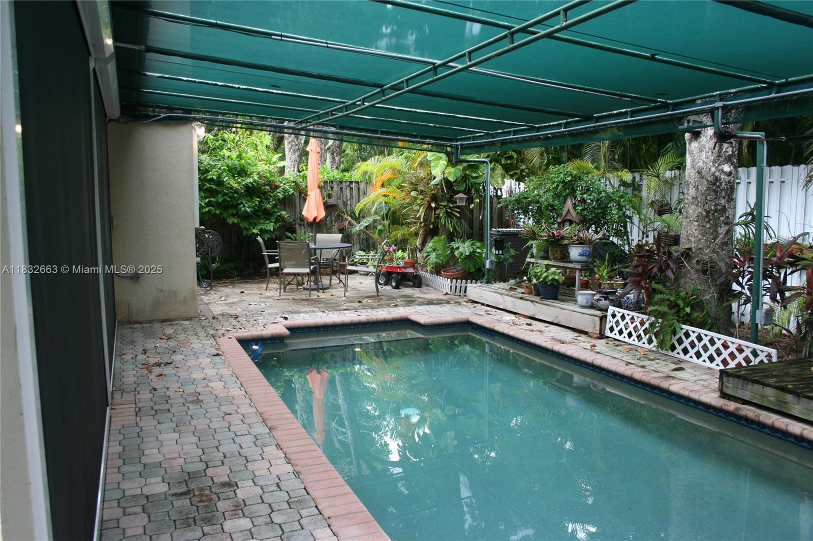 Residential, Doral, Florida image 24