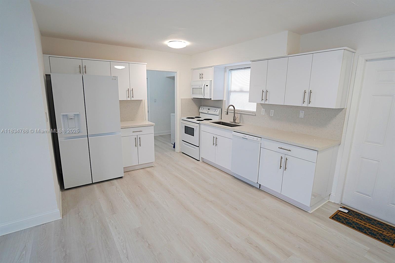 3141 NW 14th St, Lauderhill, Florida image 6