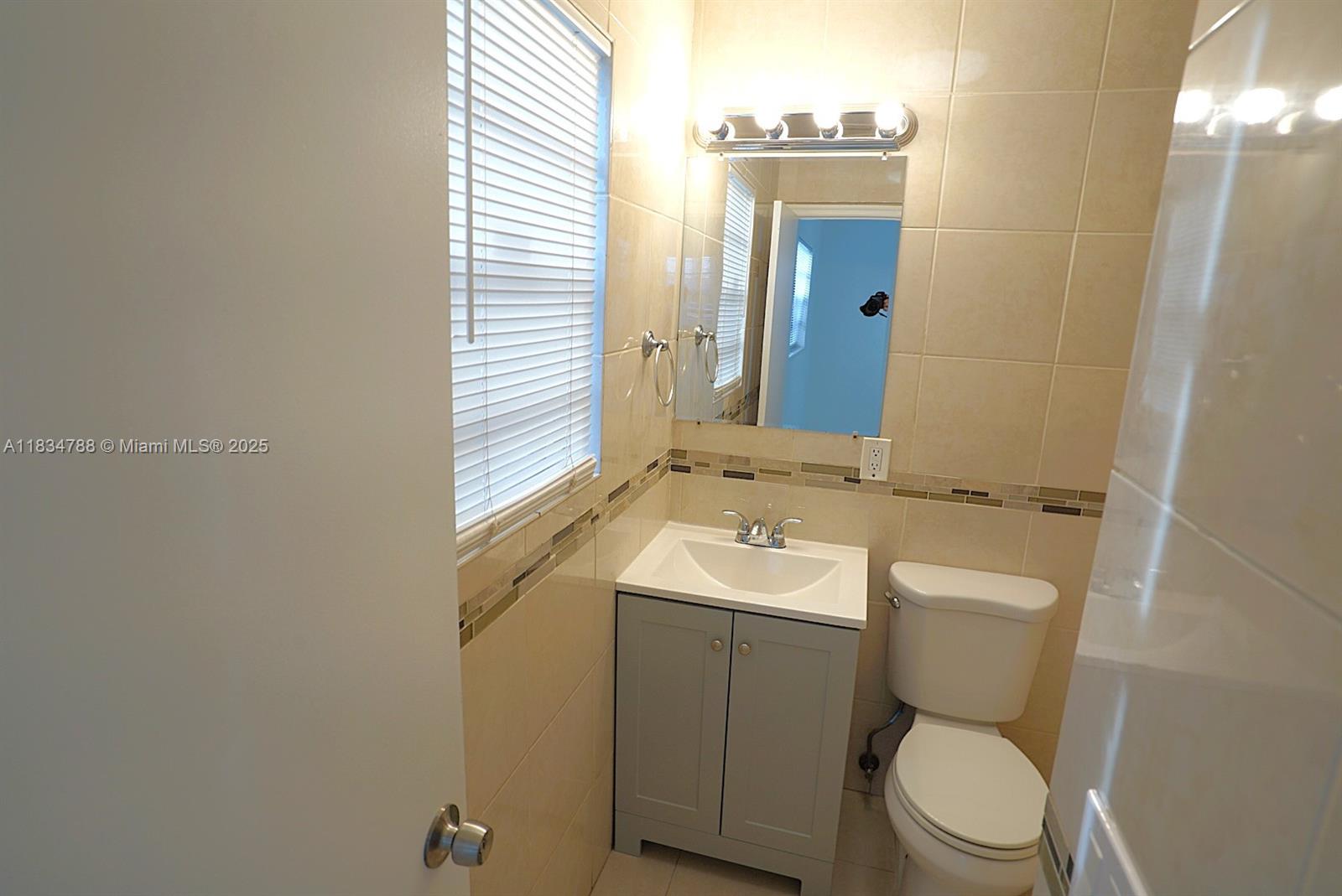 3141 NW 14th St, Lauderhill, Florida image 9