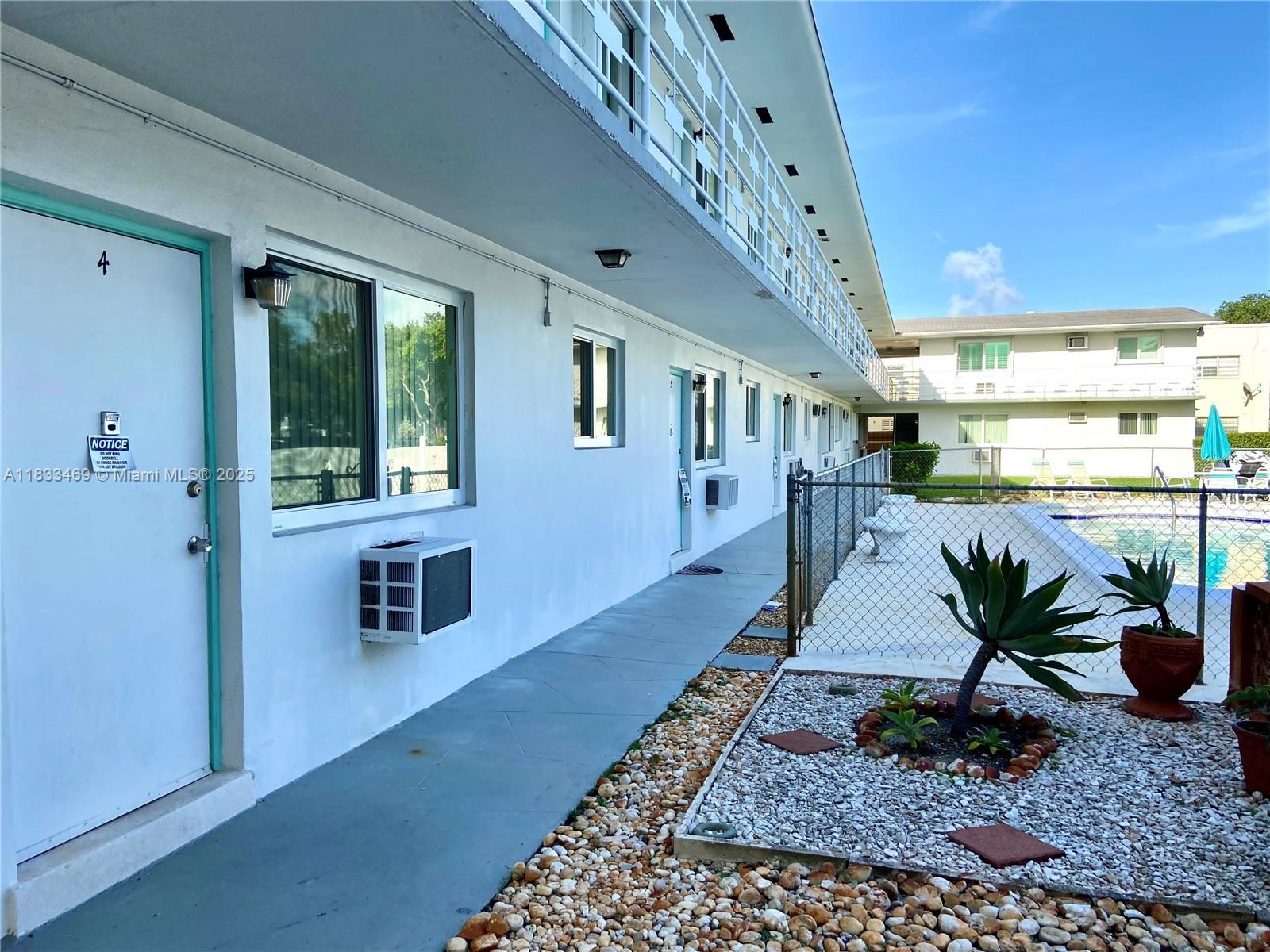 Property photo # 0
