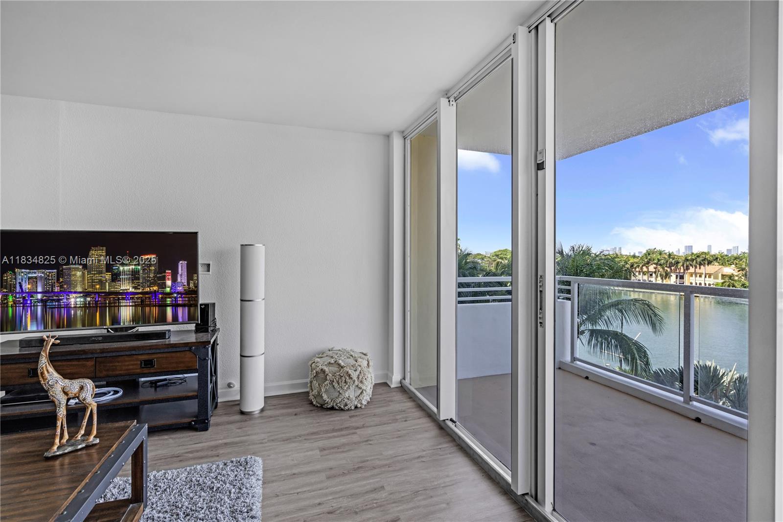 7771 NW 46th St, Lauderhill, Florida image 10