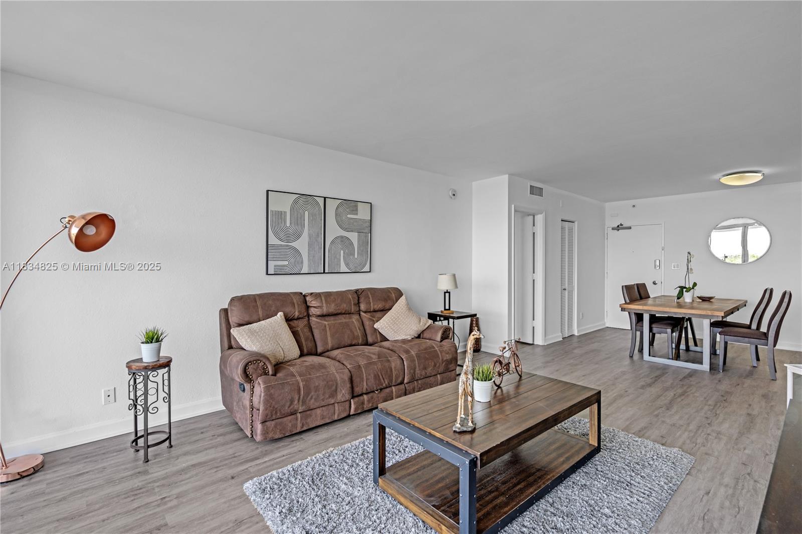 7771 NW 46th St, Lauderhill, Florida image 9