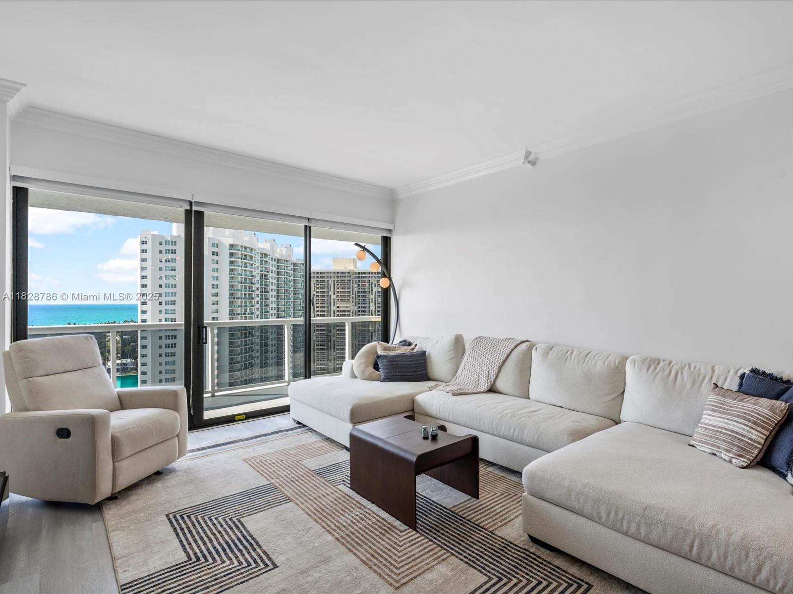 20505 E Country Club Dr #PH36, Aventura, Florida image 11