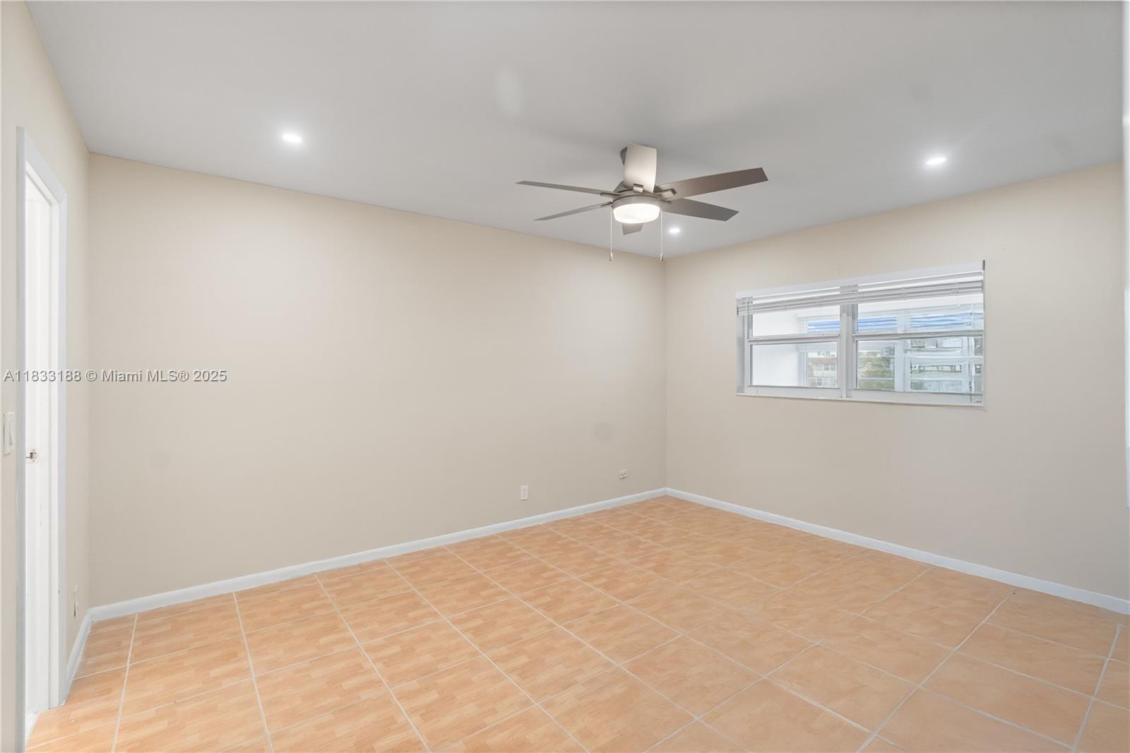 3405 NW 48th Ave #610, Lauderdale Lakes, Florida image 11