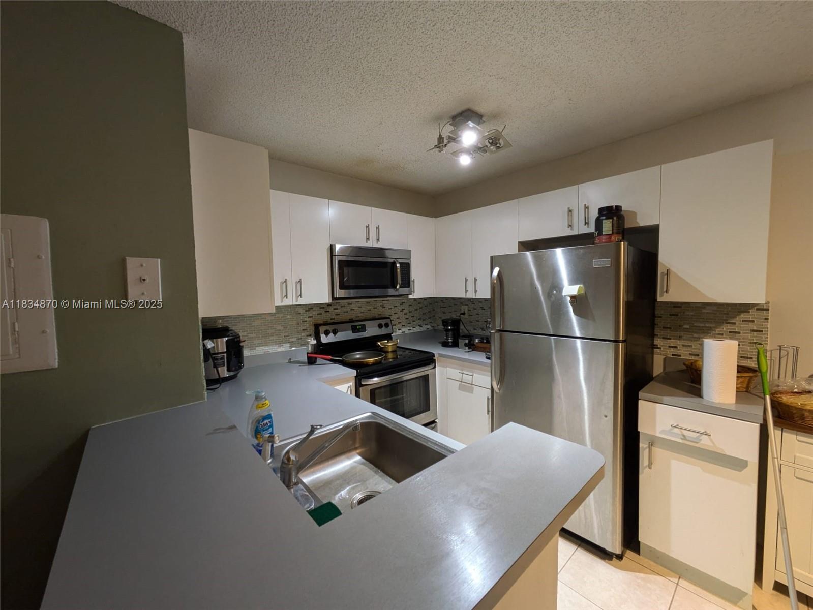 Property photo # 6