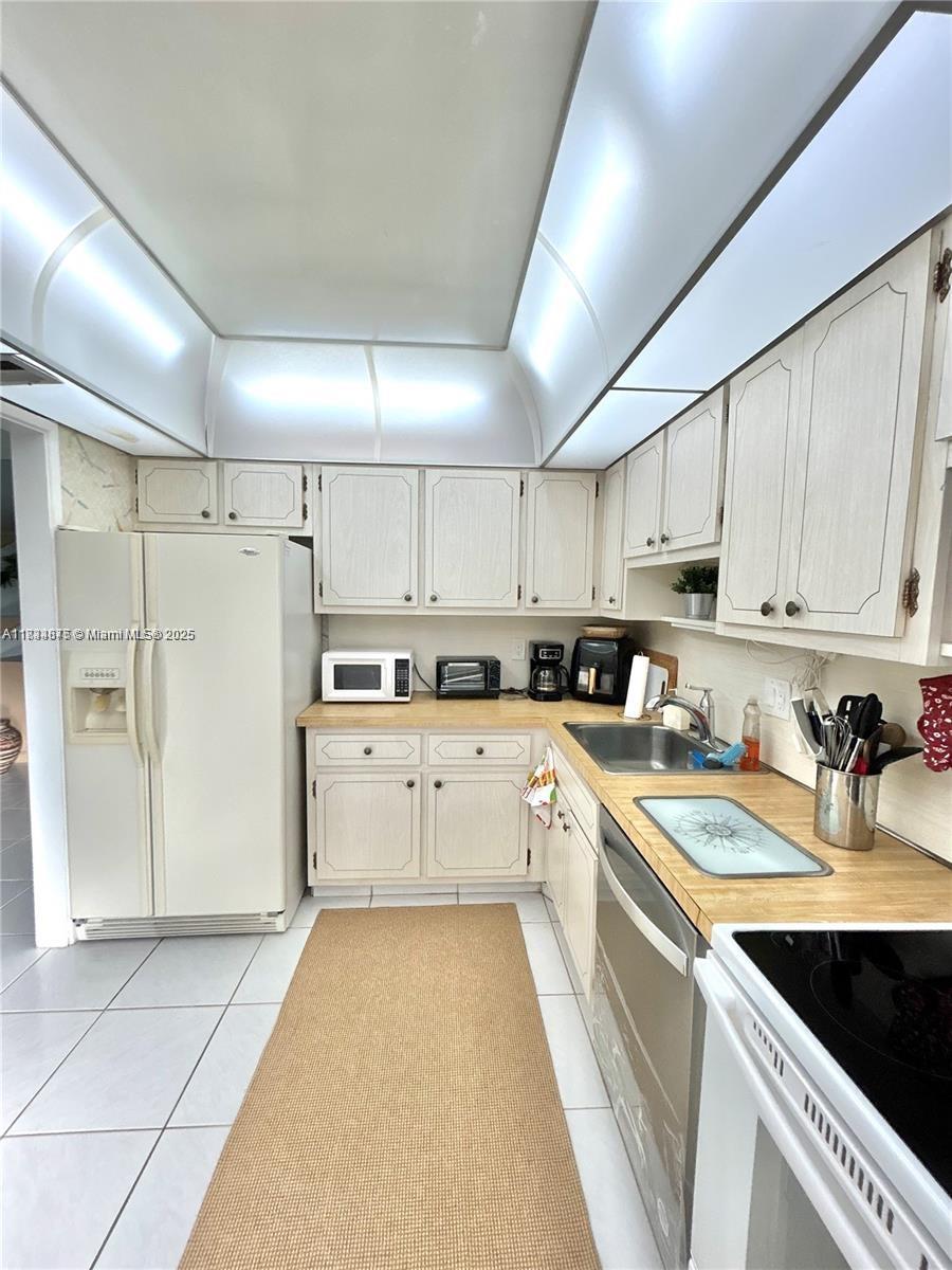 Property photo # 8