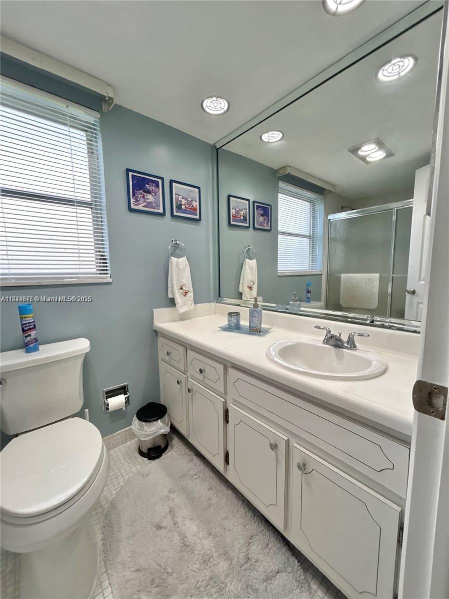 Property photo # 9