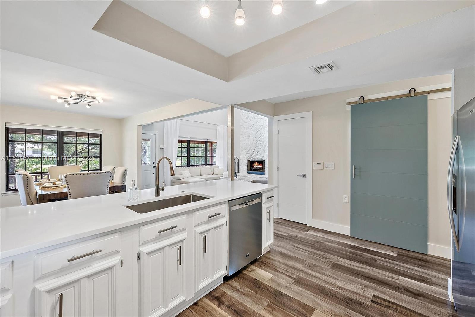 7264 159th Ct N, Palm Beach Gardens, Florida image 6