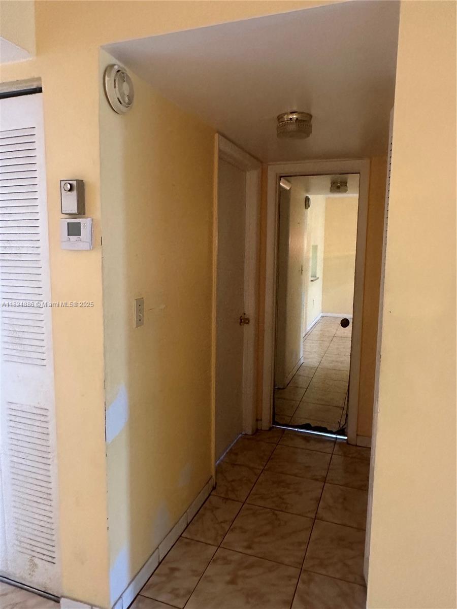 5945 Del Lago Cir #201, Sunrise, Florida image 13
