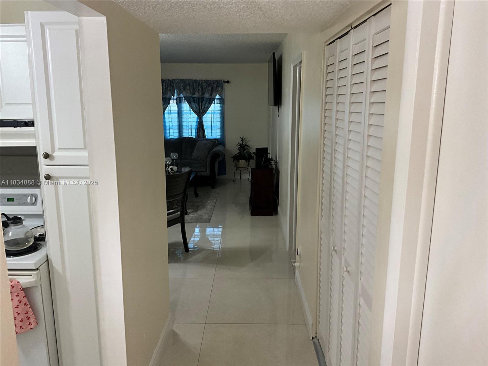 300 Berkley Rd #108, Hollywood, Florida image 12