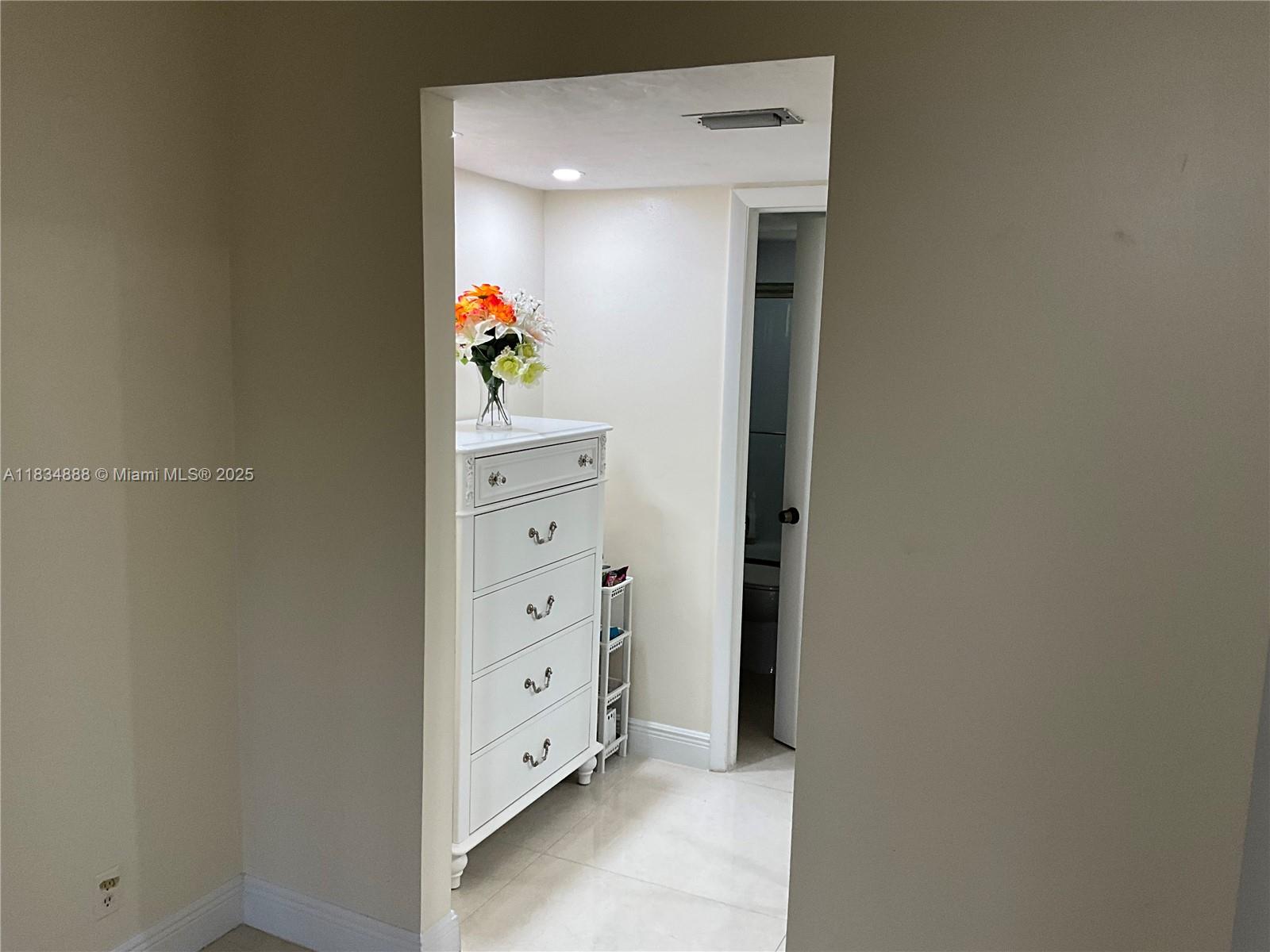 300 Berkley Rd #108, Hollywood, Florida image 15