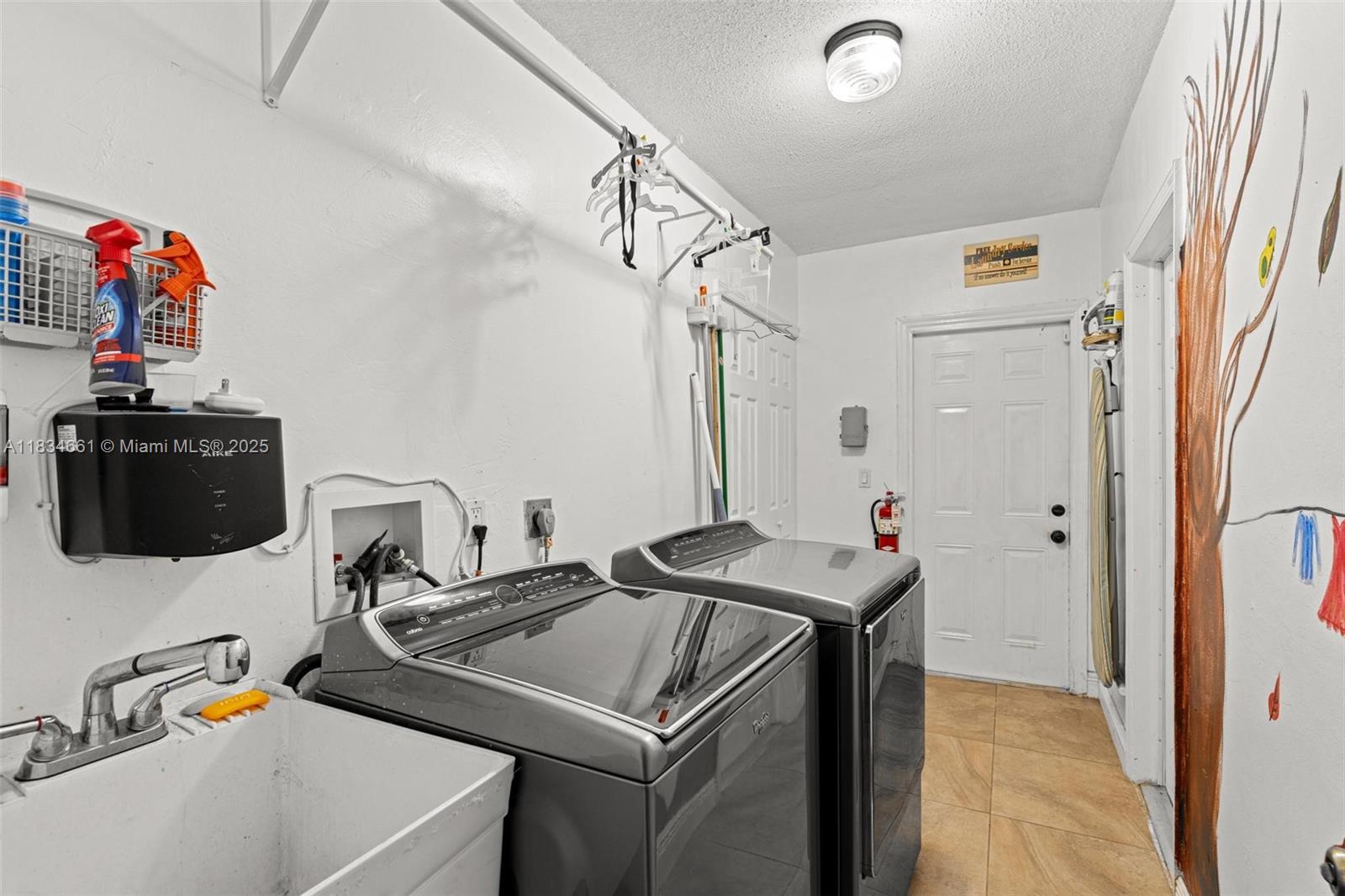 5220 SW 6th St, Plantation, Florida image 17