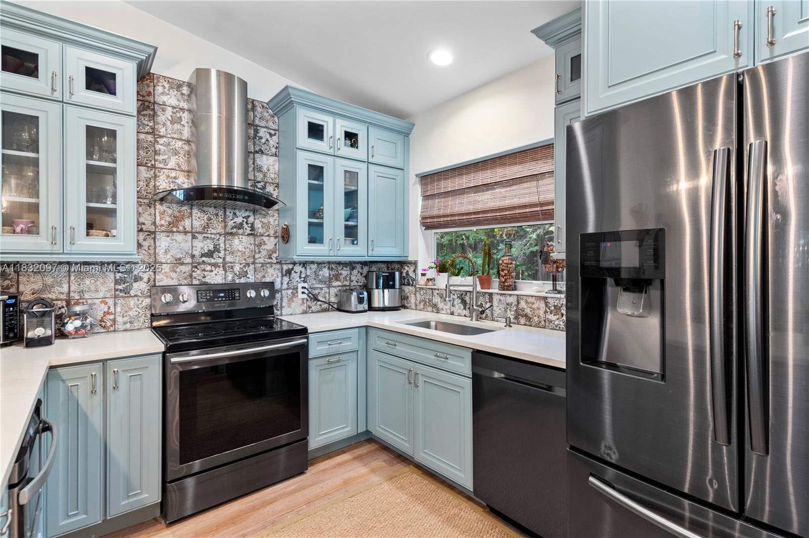 Property photo # 4